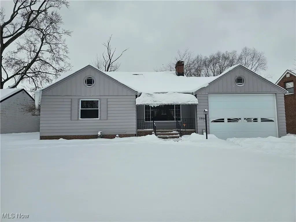 5906 Twin Lakes Drive, Parma, OH 44129 - Image #1