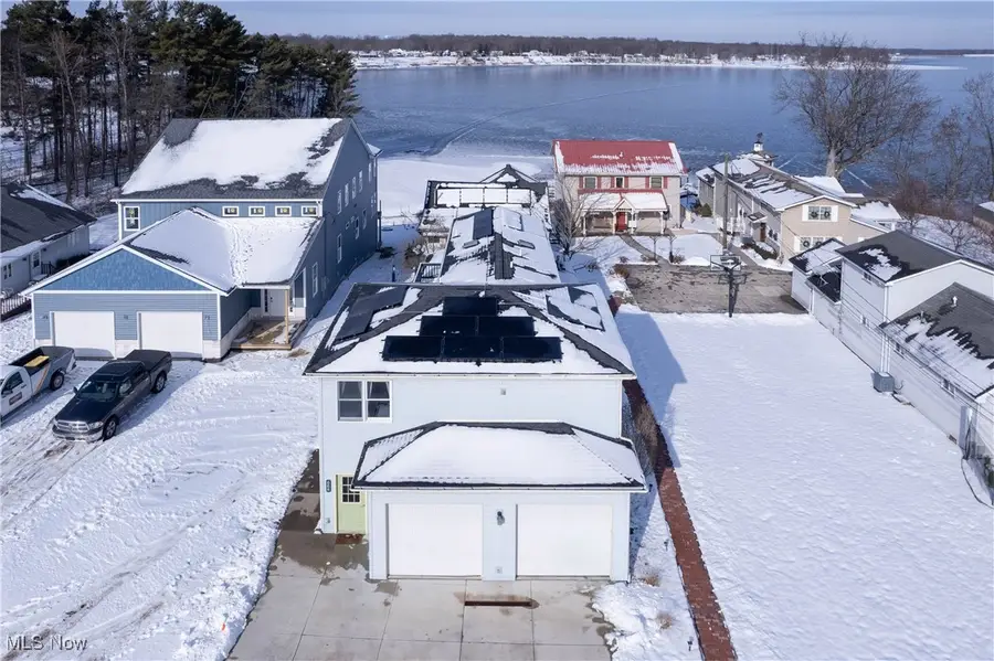 664 Pine Drive, Lake Milton, OH 44429 - #2