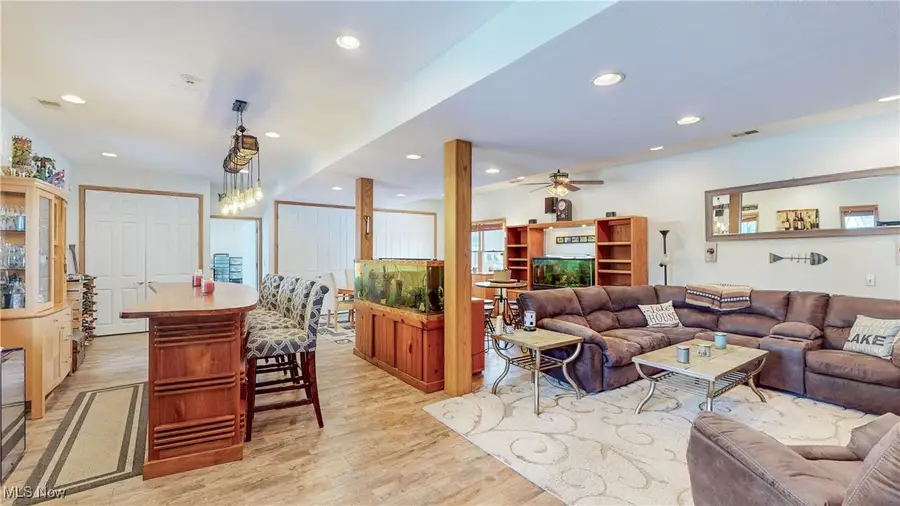 664 Pine Drive, Lake Milton, OH 44429 - #3