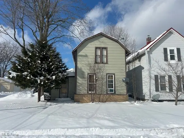 519 Sterling Avenue, Dover, OH 44622 - #1