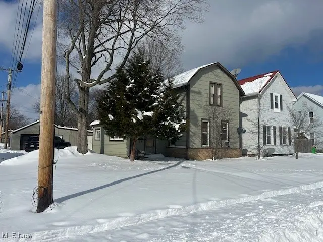 519 Sterling Avenue, Dover, OH 44622 - #2