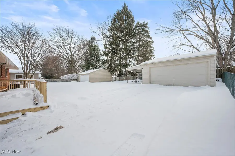 22377 Rivergate Drive, Rocky River, OH 44116 - Image #2