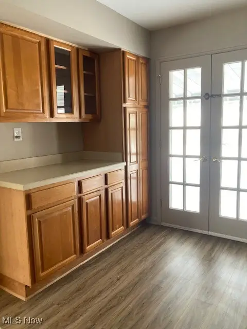 10110 Lynden Oval, Parma Heights, OH 44130 - #2