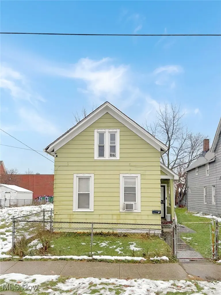 4148 Carlyle Avenue, Cleveland, OH 44109 - Image #1