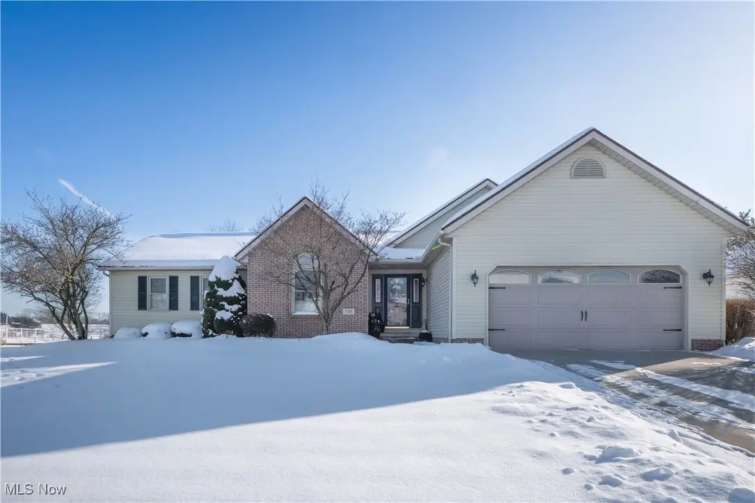 789 Meadow View Nw Drive, Canal Fulton, OH 44614 - #1