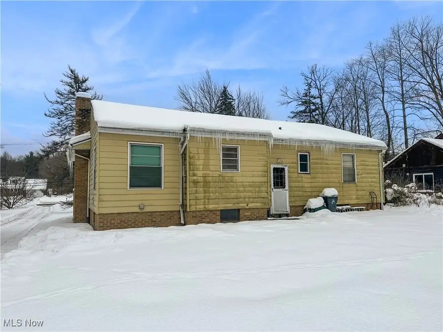 1915 E Wallings Road, Broadview Heights, OH 44147 - #2