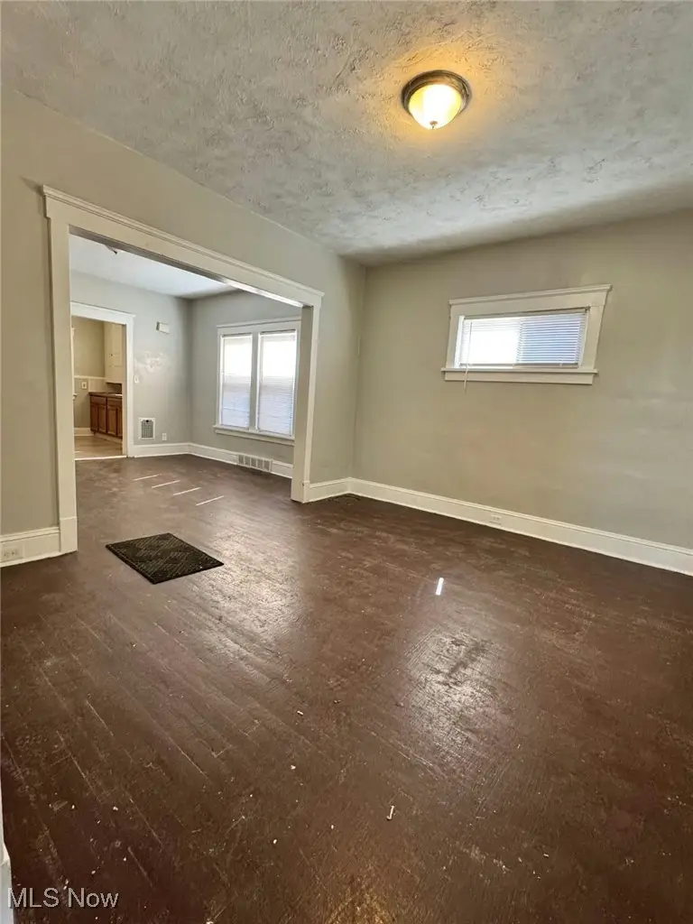 1057 E 146th Street, Cleveland, OH 44110 - Image #2