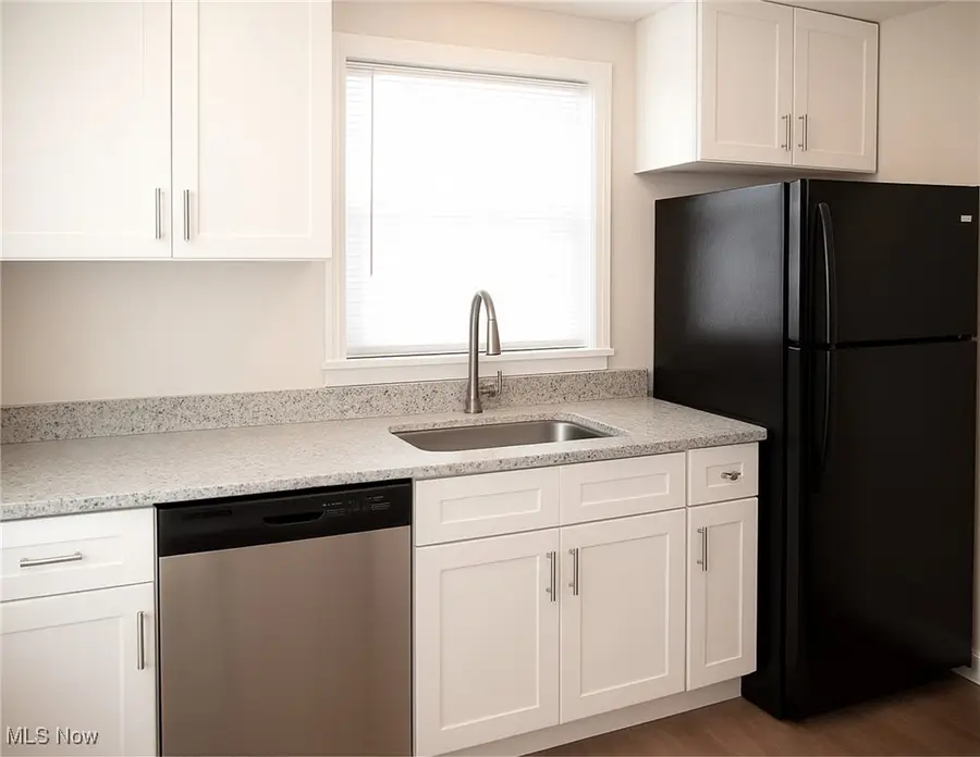 2346 W Oberlin Avenue, Lorain, OH 44052 - #3