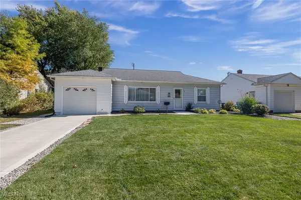 6775 Oakwood Road, Parma Heights, OH 44130