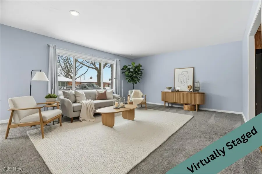 6775 Oakwood Road, Parma Heights, OH 44130 - #3