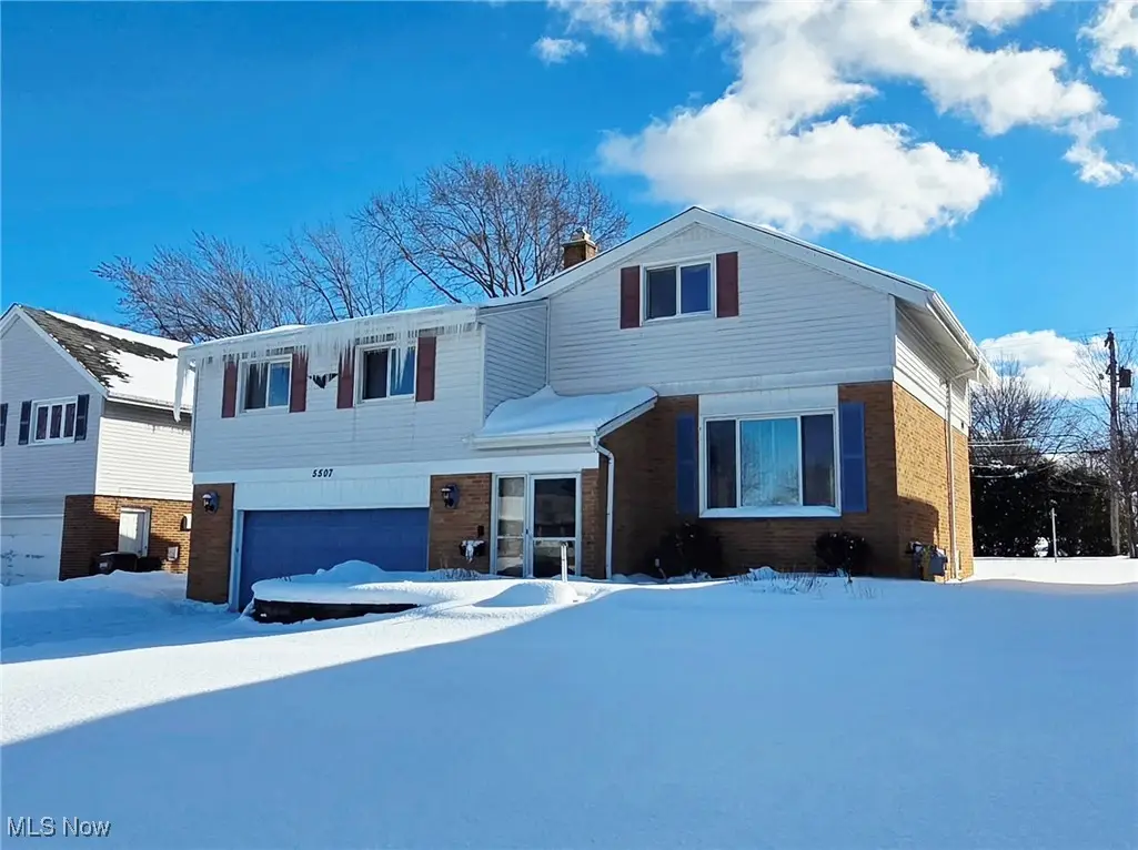 5507 Hollywood Drive, Parma, OH 44114 - #1