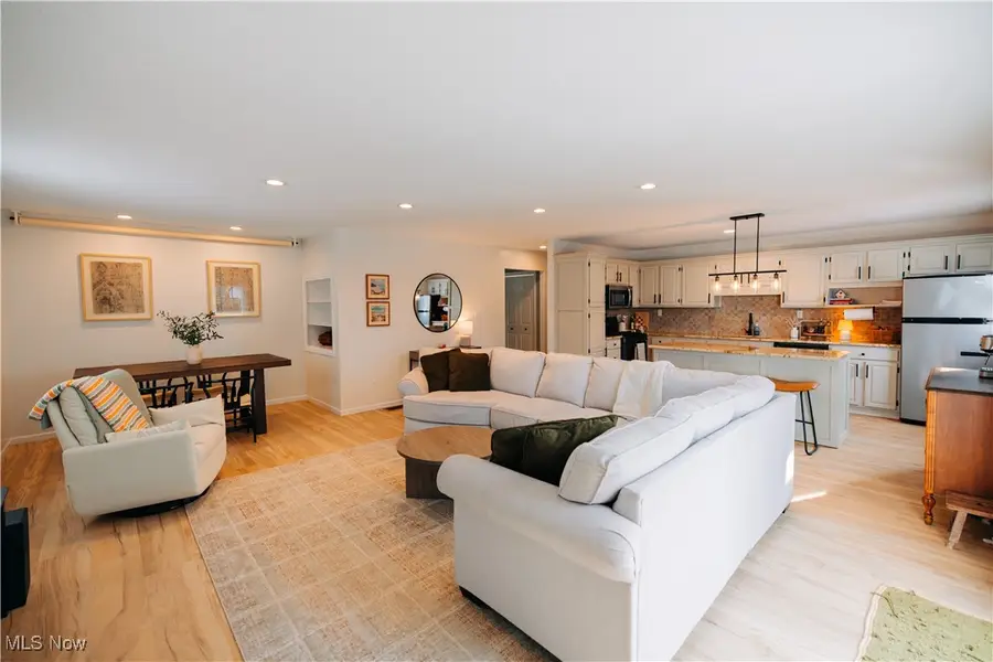 4312 Park Ne Avenue, Sandyville, OH 44671 - #3