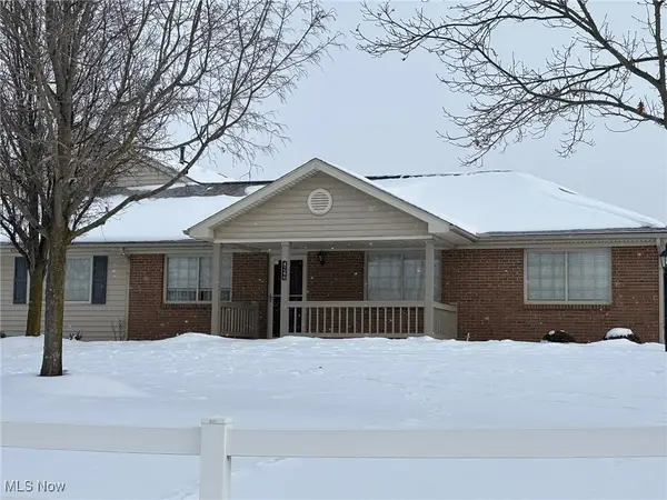 4248 E Strattford Circle, Zanesville, OH 43701