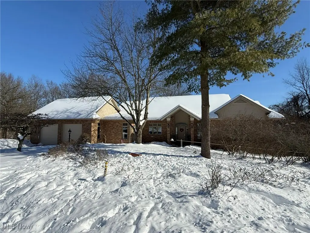 310 Hillcrest Ne Drive, New Philadelphia, OH 44663 - #1