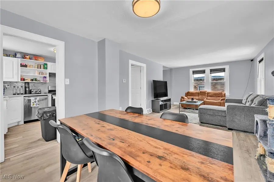 9284 Berkshire Road, Parma Heights, OH 44130 - #3