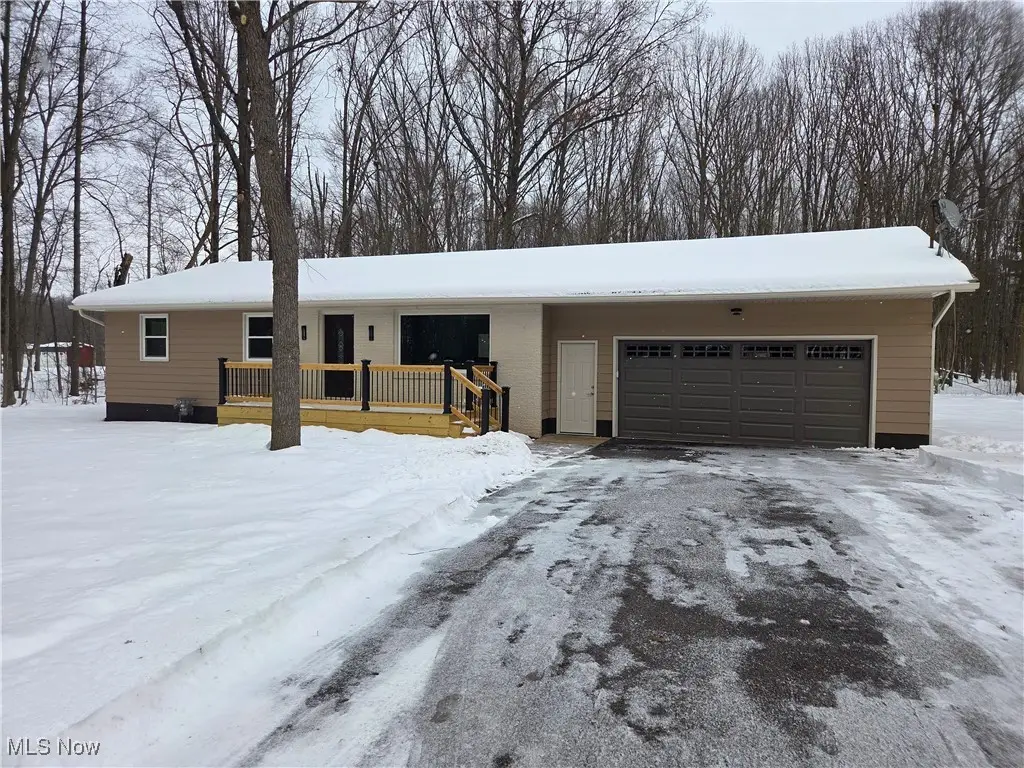 1075 NE River Road, Lake Milton, OH 44429 - #1