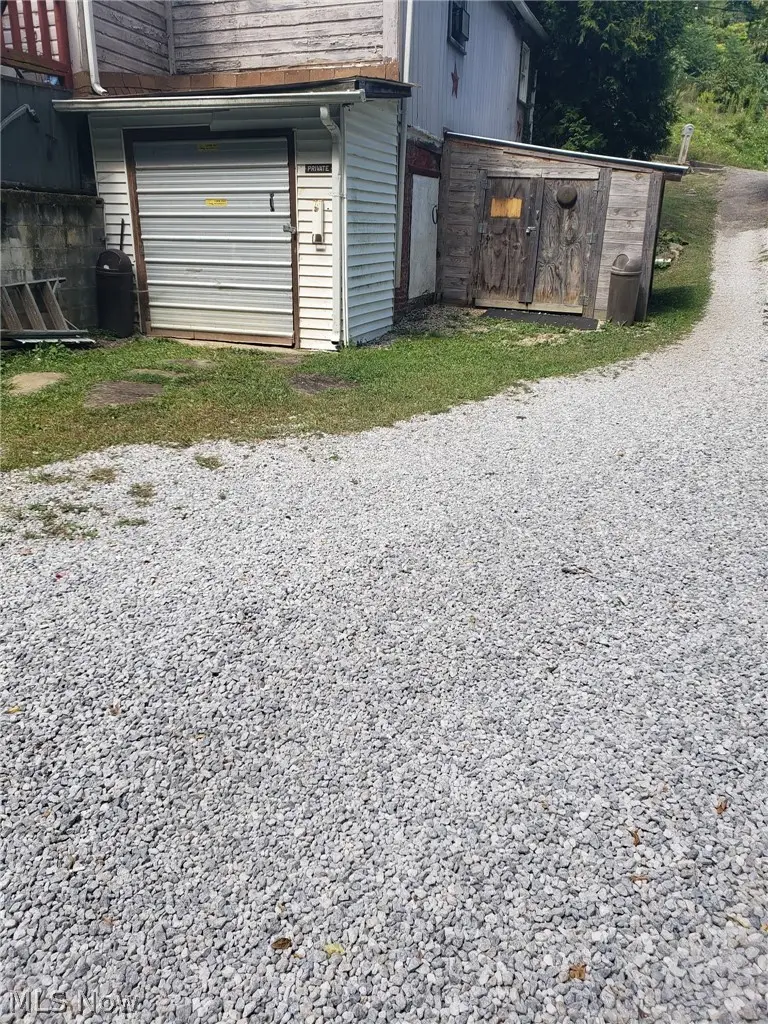 958 Central Avenue, Bellaire, OH 43906 - #3