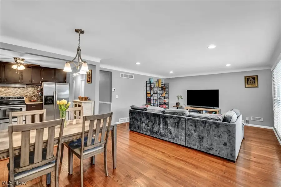 7590 Hoertz Road, Parma, OH 44134 - #3