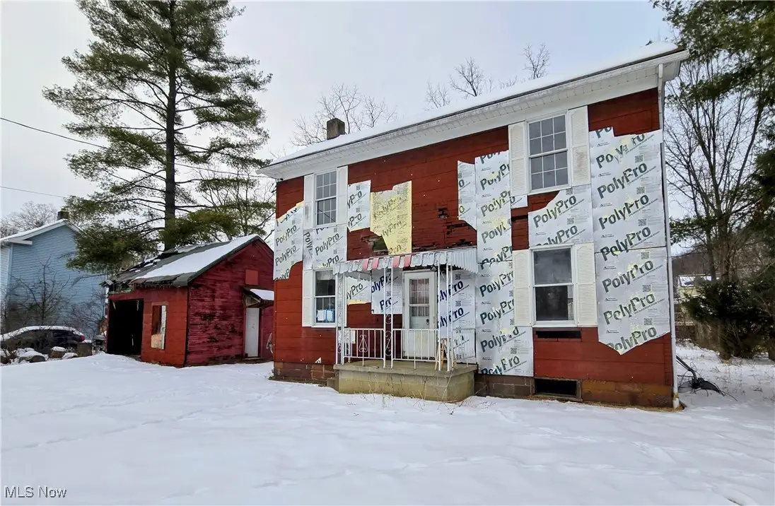 52125 E Center Street, Burton, OH 44021 - #1