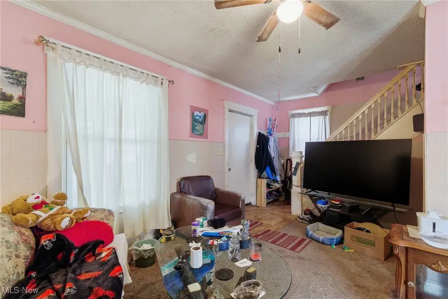 4 Forest Street, Elyria, OH 44035 - #2