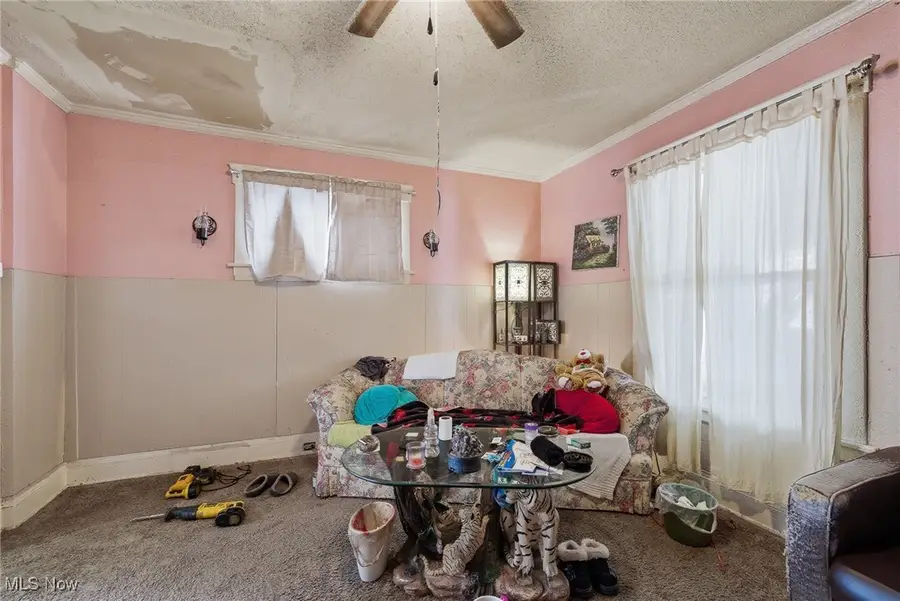 4 Forest Street, Elyria, OH 44035 - #3