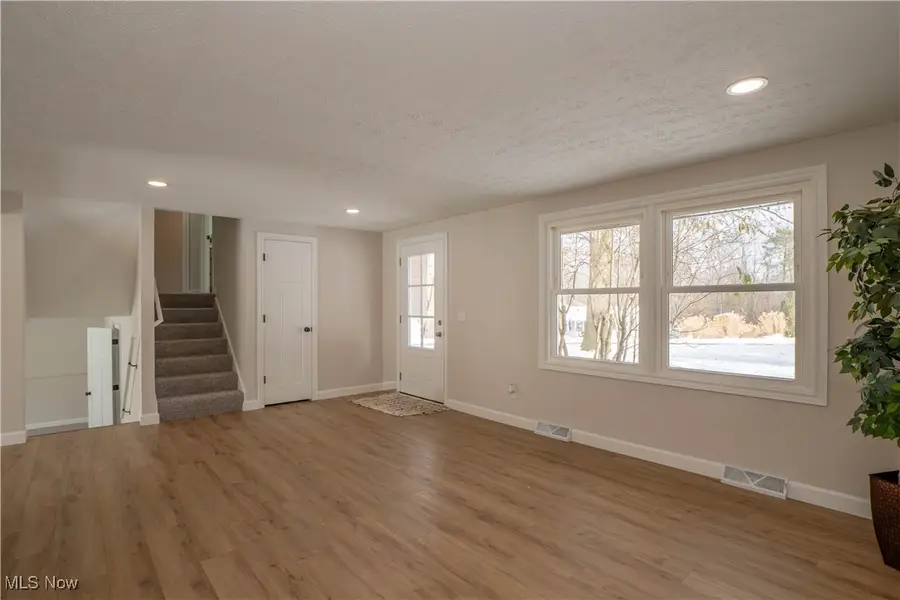 6557 Ivyhill Nw Drive, Canal Fulton, OH 44614 - #2