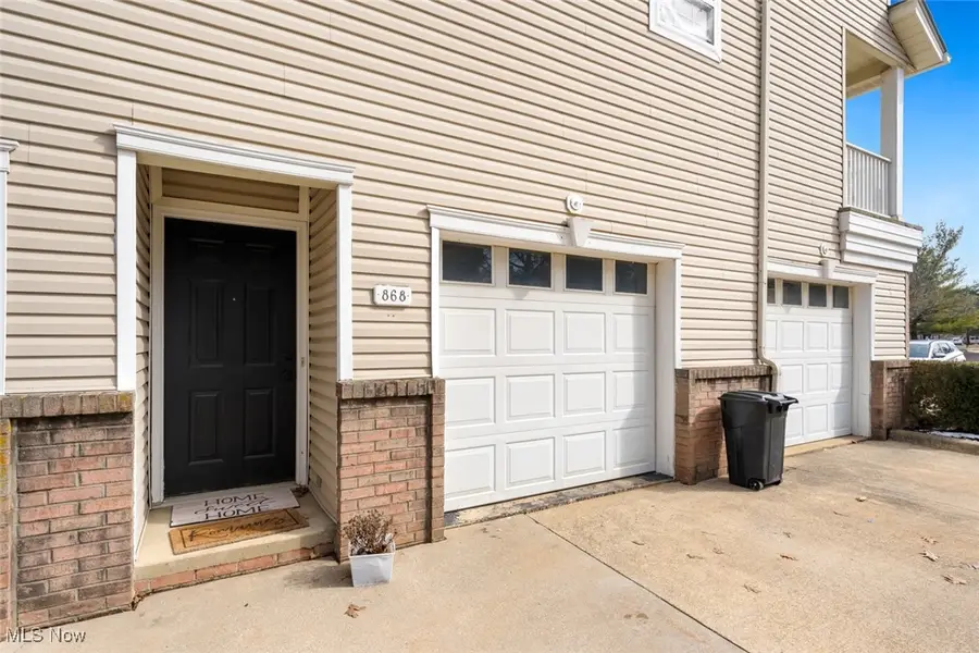 868 Tollis Parkway #A-L, Broadview Heights, OH 44147 - Image #3