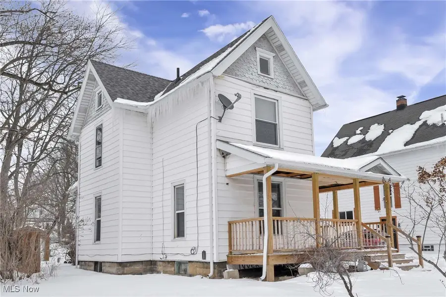 525 2nd Street, Elyria, OH 44035 - #2