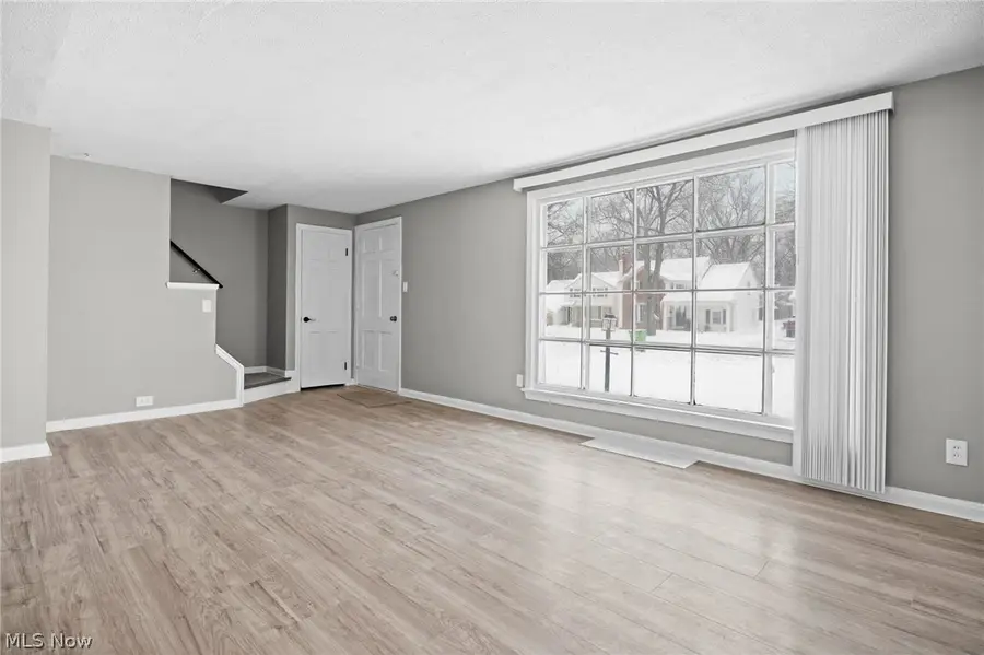 20214 Lanbury Avenue, Warrensville Heights, OH 44122 - #3