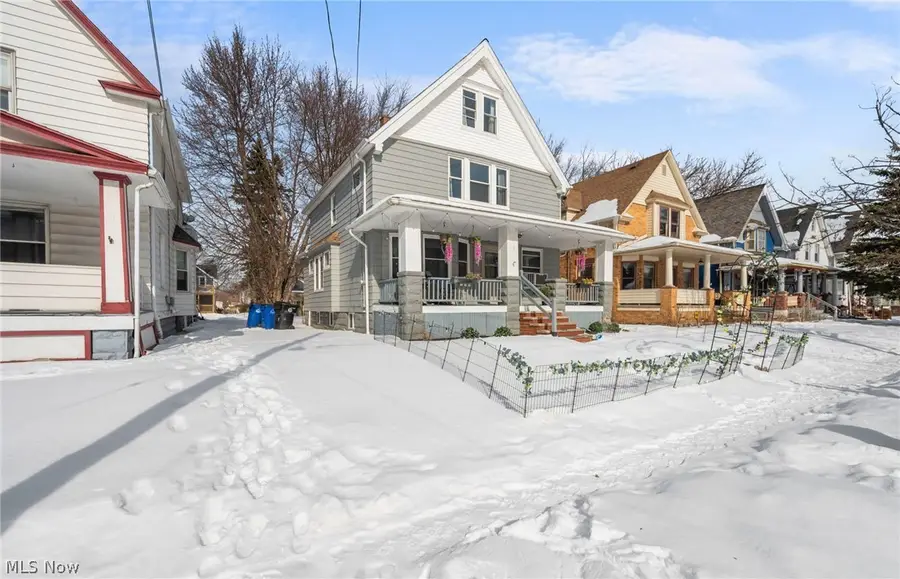 4002 Carlyle Avenue, Cleveland, OH 44109 - #2