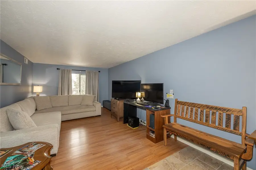 4187 Columbia Road #325, North Olmsted, OH 44070 - #3