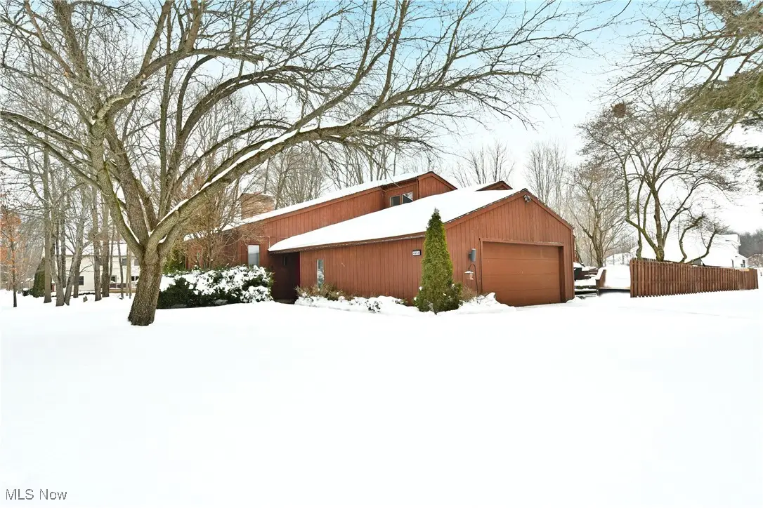 4650 Logan Gate Road, Youngstown, OH 44505 - #1