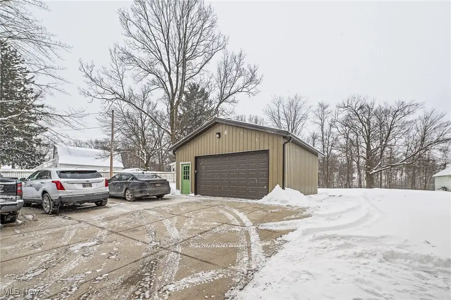 288 E Clinton Street, Doylestown, OH 44230 - #3