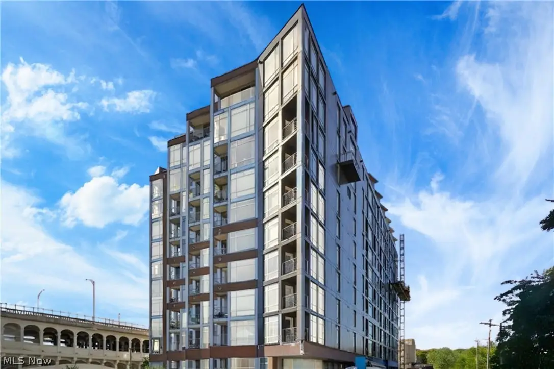 2222 Detroit Avenue #917, Cleveland, OH 44113 - #1