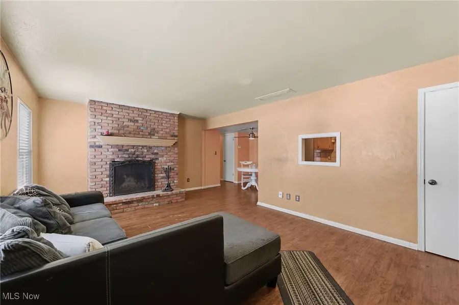 6930 Carriage Hill Drive #101, Brecksville, OH 44141 - #3