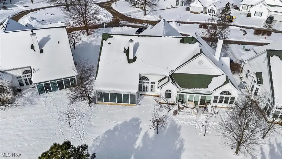 25 Golf View Lane, North Olmsted, OH 44070 - #3