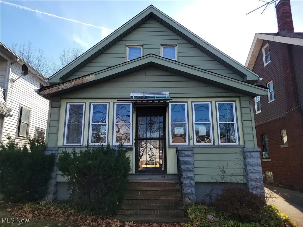 16918 Grovewood Avenue, Cleveland, OH 44110 - #1
