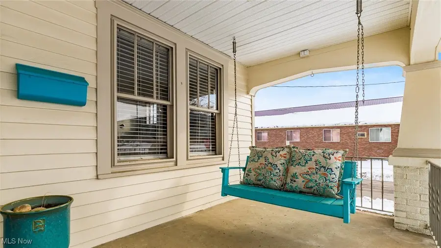 1404 Euclid Avenue, Zanesville, OH 43701 - #3