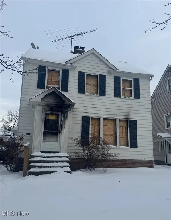 1163 Pennfield Road, Cleveland Heights, OH 44121