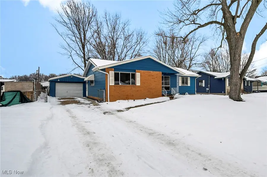 2119 E 41st Street, Lorain, OH 44055 - #3