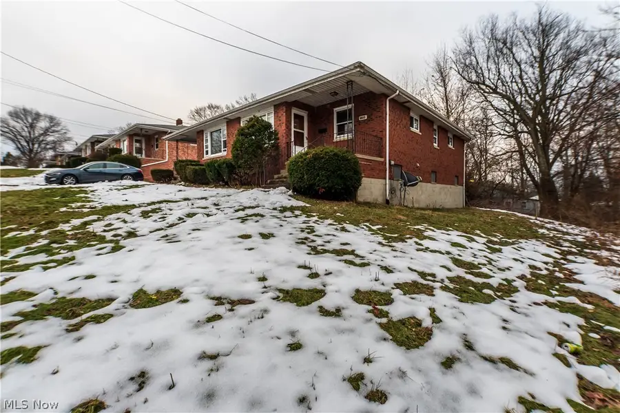 1062-1064 Saxon Avenue, Akron, OH 44314 - #3