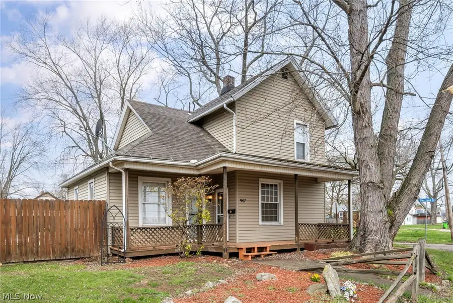 907 Duncan Sw Street, Massillon, OH 44647 - #2