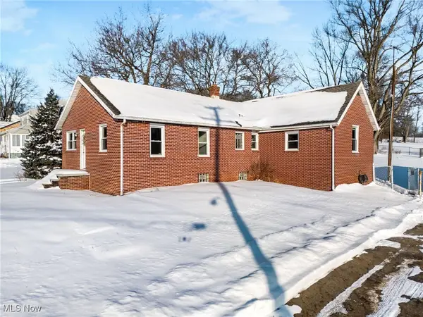 3863 Richville Sw Drive, Canton, OH 44706