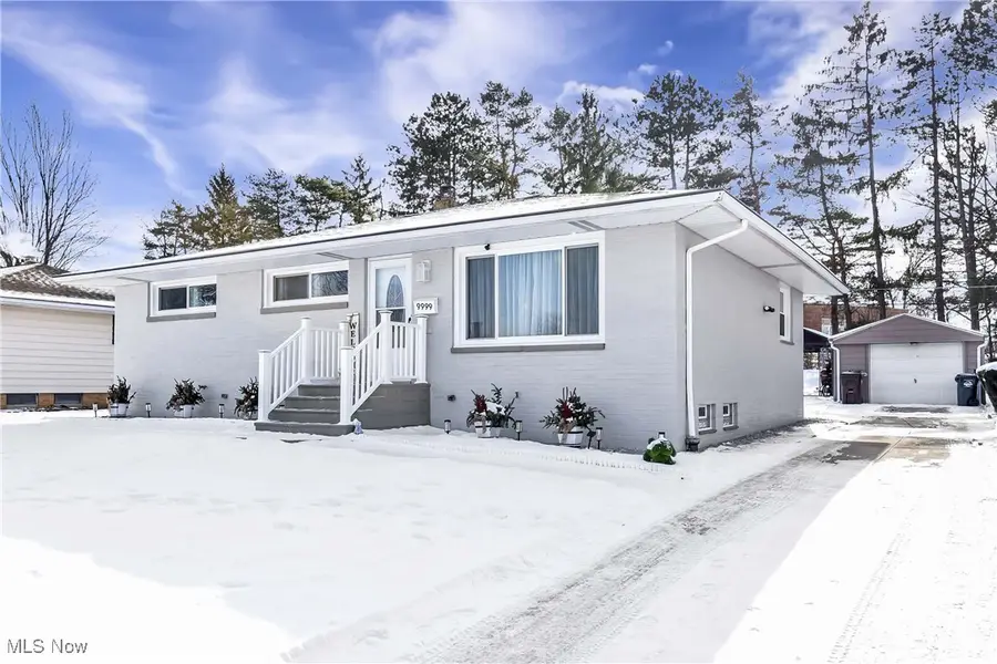 9999 Reichert Road, Parma, OH 44130 - #3