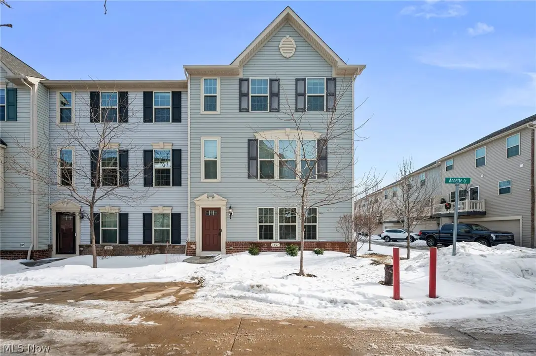 1397 Annette Court, Lakewood, OH 44107 - #1