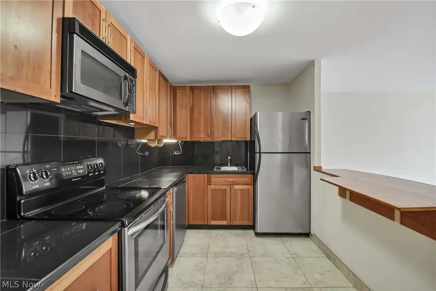 12700 Lake Avenue #1408, Lakewood, OH 44107 - #3