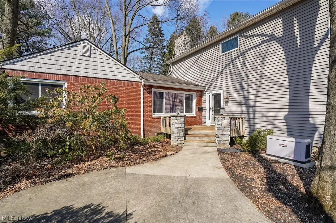 2822 Lakeland Parkway, Silver Lake, OH 44224 - #1