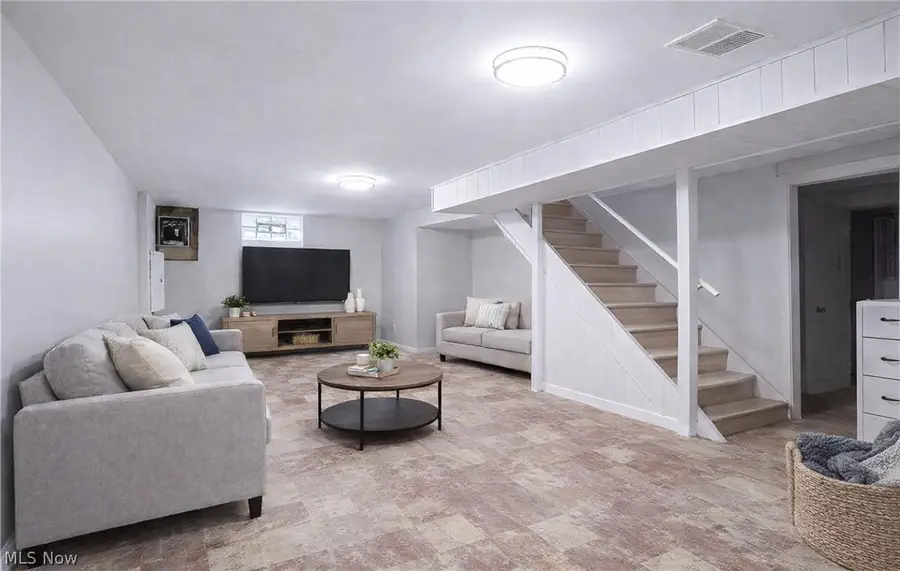 4477 E 143rd Street, Cleveland, OH 44128 - #3