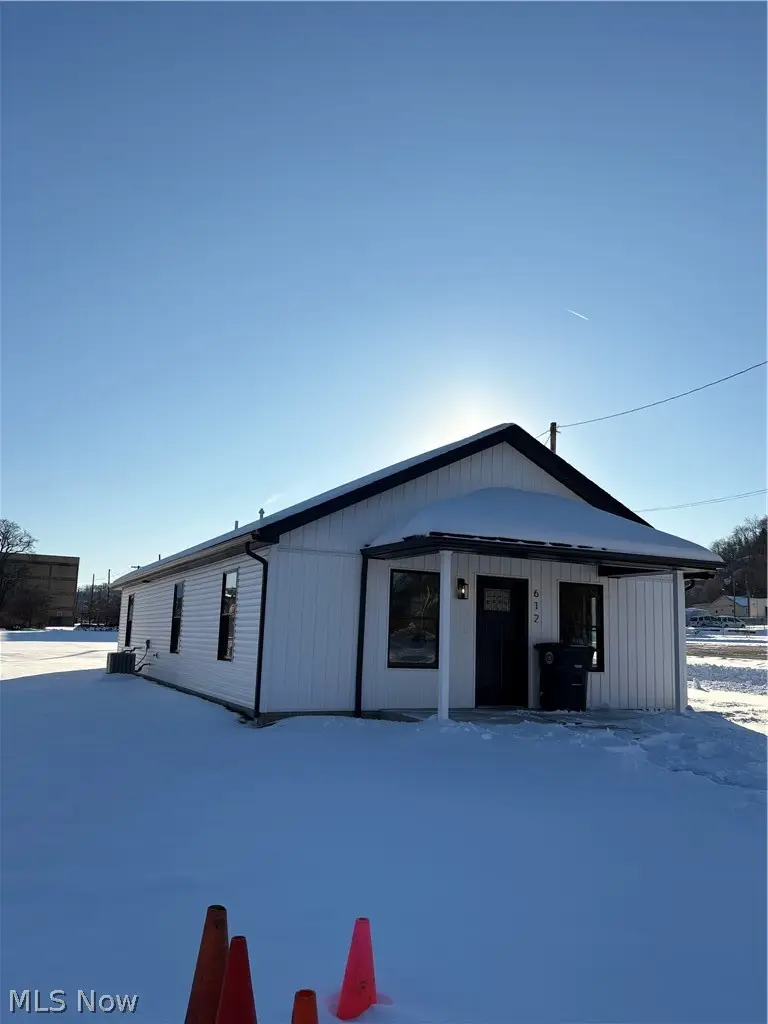 612 Logan Street, Steubenville, OH 43952 - #2