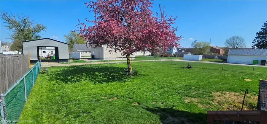 726 Warren Sw Street, Massillon, OH 44647 - #2